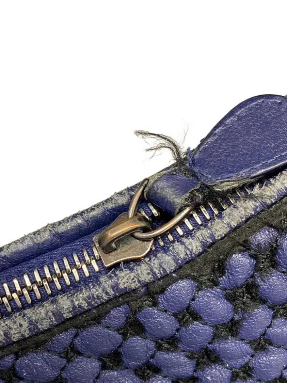 BOTTEGA VENETA Blue Black Leather Chemical Fiber B********* Handbag - Picture 8 of 14